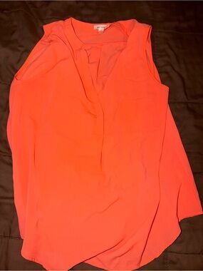 miami Coral Sleeveless V-Neck Shell Top